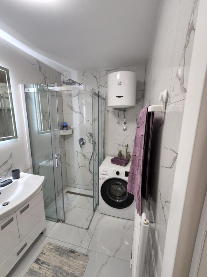 Apartman Park Lake 투즐라 외부 사진